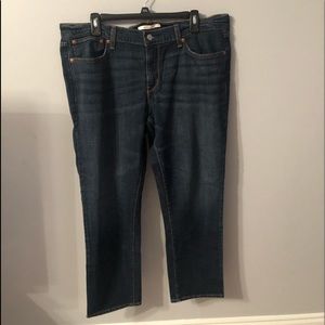 EUC!  Levi’s boyfriend 33 jeans